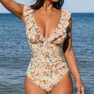 CUPSHE Elodie Ditsy Floral Flutter Sleeve One-Piece